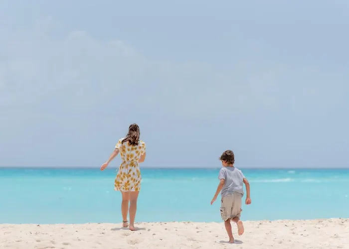 Resort The Reef Playacar & 4*