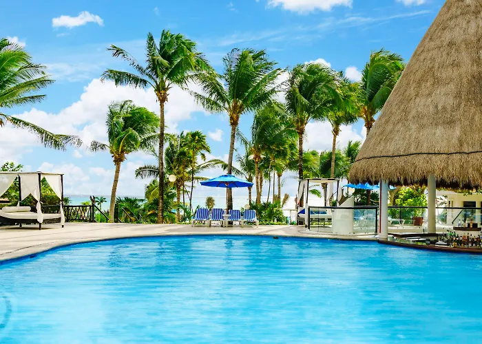 The Reef Playacar & 4*